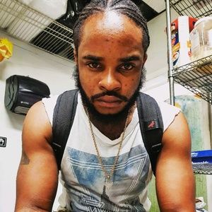 Meet your Posher, Iam ben